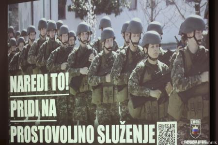 Seznanitev vojaških obveznikov v Kamniku (1)